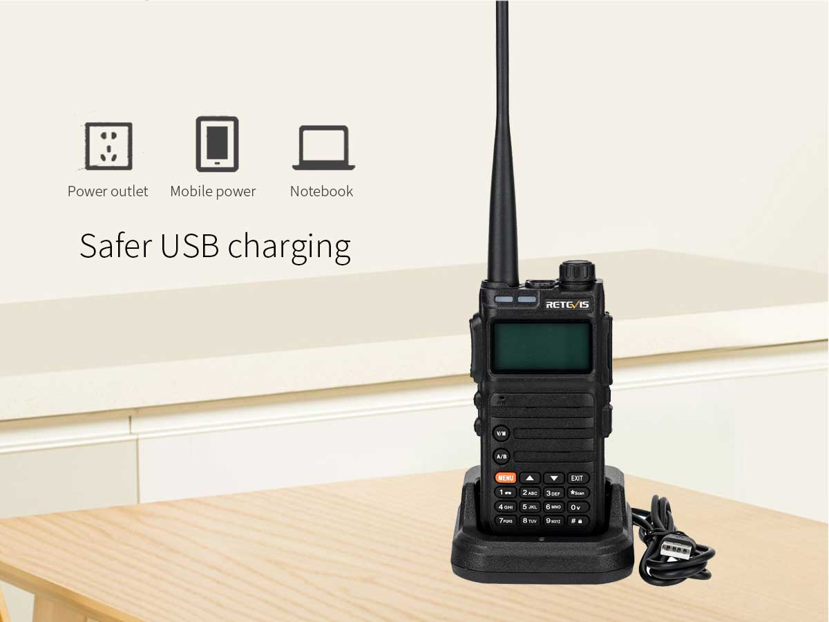 RA85 USB charger with desk charger base