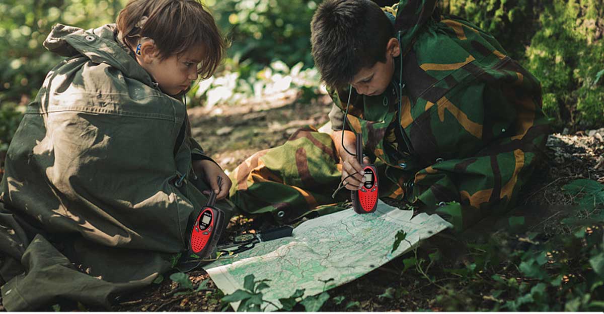 RT628 Multi-color Outdoor Adventure Game Toy Walkie-Talkie