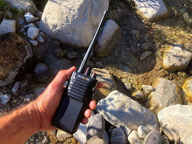  Retevis RT29 best walkie talkies for adults