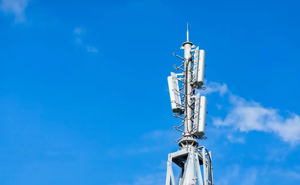 How to listen to two way radio frequency doloremque